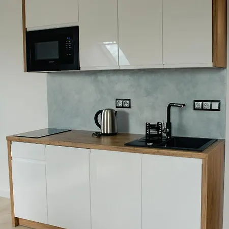 - Stacja Paliw Moya Apartamento Jordanow