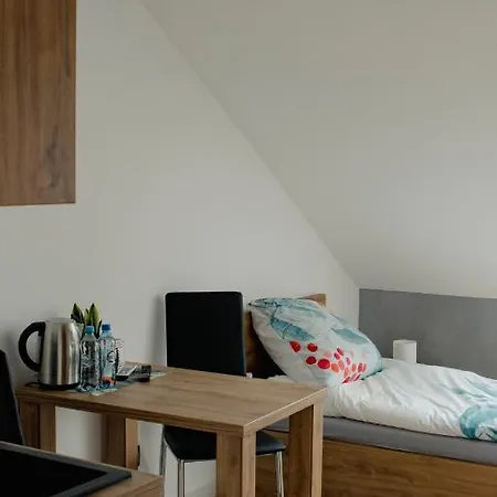 - Stacja Paliw Moya Apartamento Jordanow